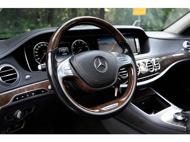 Mercedes-Benz S-Klasse