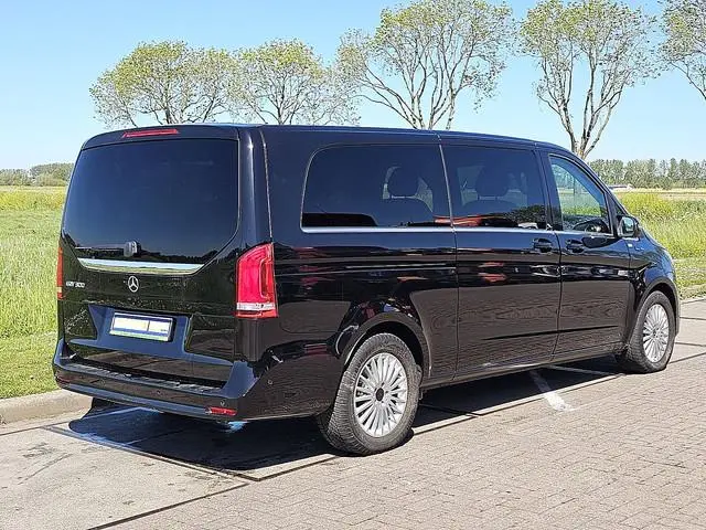 MERCEDES-BENZ EQV 300 l3 xl 7-persoons