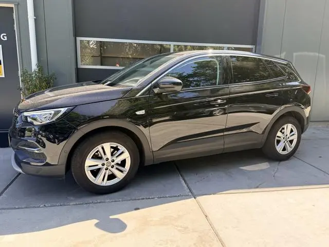 Opel Grandland X 1.2 Turbo 130pk Automaat Business Executive Navigatie Trekhaak Apple Carplay Lane A...