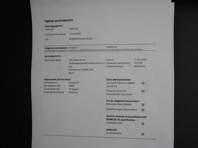 Mercedes-Benz EQA
