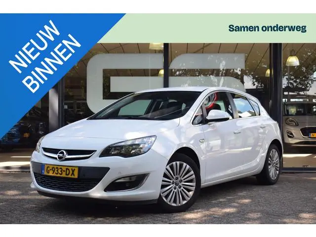 Opel Astra 1.4 Turbo Sport met NAVIGATIE|BLUETOOTH TEL|PDC|