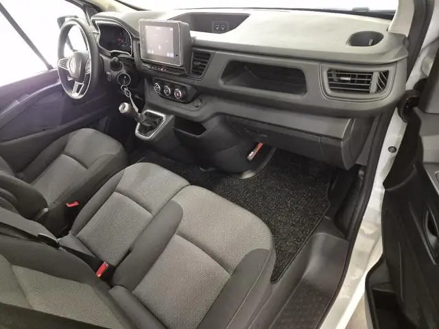 Renault Trafic 2.0 dCi 130pk L1 H1 Work Edition Inrichting