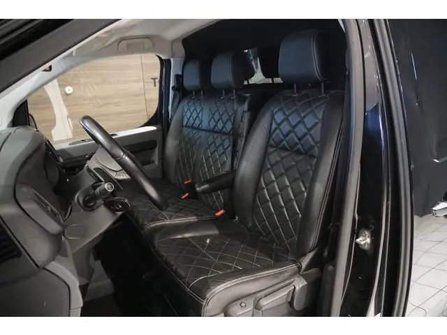 Toyota pro-ace