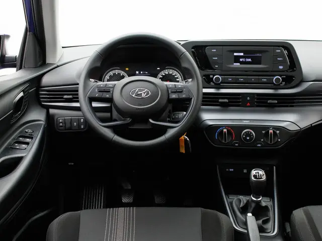 Hyundai Bayon 1.0 T-GDI i-Motion | Private lease 389 pm