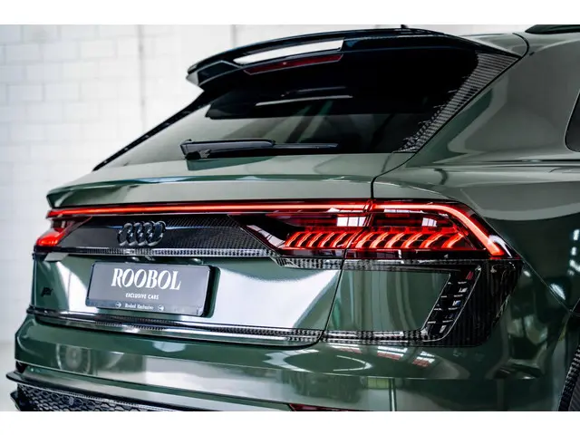 Audi RSQ8