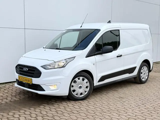 L2 Automaat Trekhaak Camera Airco Cruise Control Camera Parkeersensoren Achter Stoelverwarming