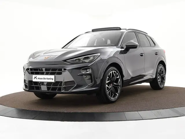 CUPRA Terramar 1.5 TSI 272pk DSG e-Hybrid VZ Performance · Panoramadak · 360 Camera · Keyless · Senn...