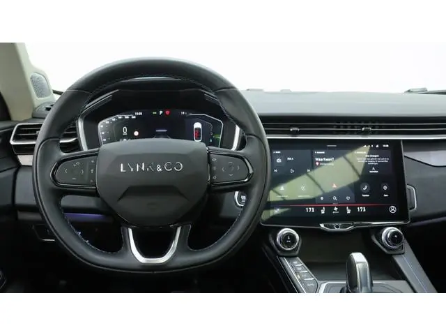 Lynk & Co 01 1.5 Plug-in | Trekhaak | Black Pack | All Seasons |