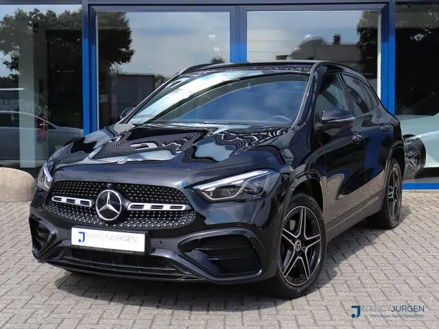 Mercedes-Benz GLA-klasse 250e Star Edition | AMG | Night Pakket | Elektr. Pano Dak | Memory Pakket |...