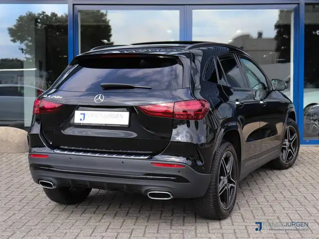 Mercedes-Benz GLA-klasse 250e Star Edition | AMG | Night Pakket | Elektr. Pano Dak | Memory Pakket |...