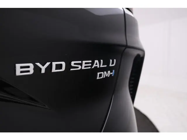 BYD SEAL U