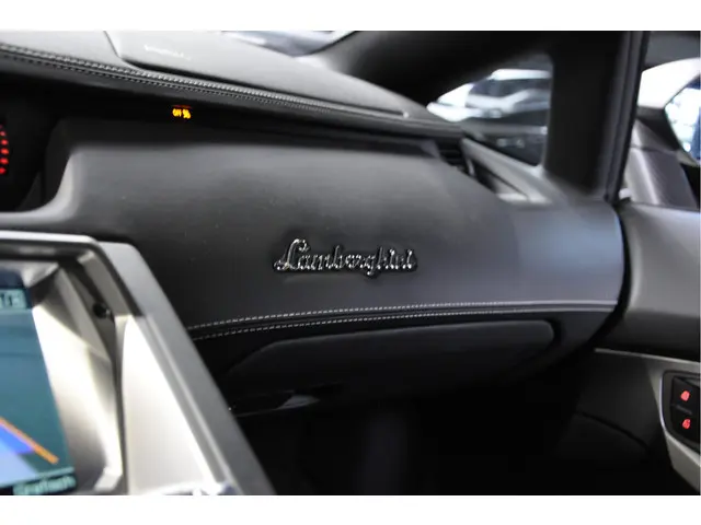 Lamborghini Aventador