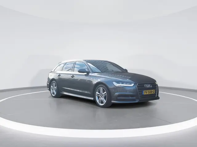 Audi A6 Avant 2.0 TDI ultra S line Edition |STOELVW-VOOR\ACHTER|MATRIX|CRUISE|3X S-LINE|BLUETOOTH|NA...