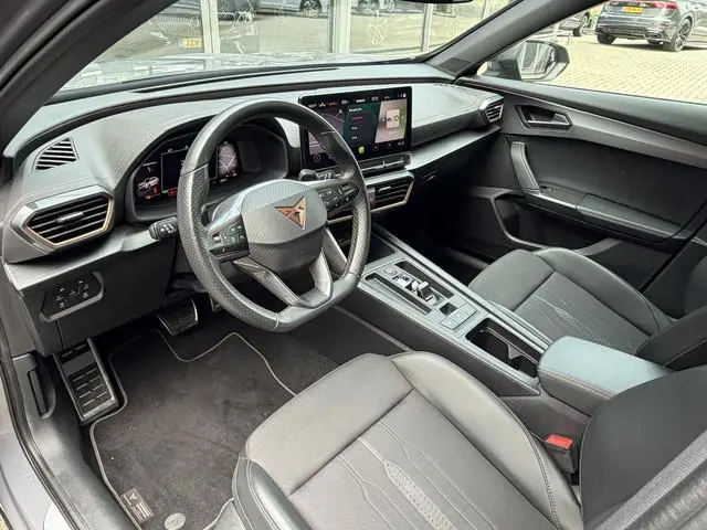 CUPRA Formentor 1.4 e-Hybrid 245pk *!* RADAR/ 360 CAMERA/ CARPLAY/ 26DKM/ NAVIGATIE *!*