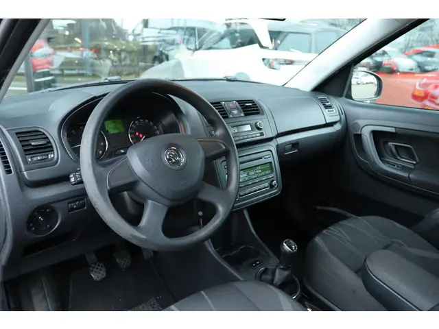 SKODA ROOMSTER 1.2 TSI FRESH | CRUISE | TREKHAAK | PDC | LMV | CLIMATE
