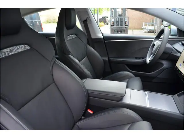 Tesla Model 3 Performance AWD 78 kWh Highland, AutoPilot4.0 (FSD 99,- p/mnd)