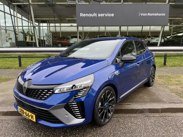 Renault Clio 1.6 E-Tech Full Hybrid 145 esprit Alpine   Bose / 360' Camera / Apple Carplay - Android...