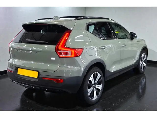 Volvo XC40 1.5 T5 Plug-in Hybrid 193kW/262pk DCT7 Ultimate Dark FACELIFT! PANORAMADAK + HARMAN/KARDO...
