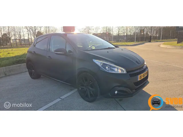 Peugeot 208 1.2 110pk/panodak/leder/matzwart/clima/navi/JBL