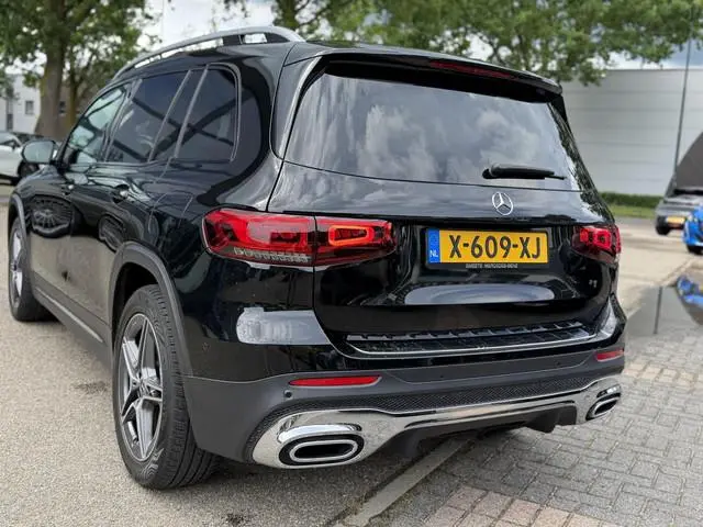 Mercedes-Benz GLB 200 Business Solution AMG PANORAMADAK | SFEERVERLICHTING | ELEKTRISCHE TREKHAAK |...
