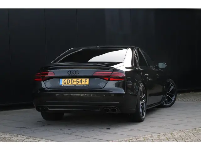 Audi A8 4.0 TFSI S8 plus quattro Pro Line+ | KERAMISCH | MEMORY | BOSE | HEAD-UP | CARBON | 360° CAM...