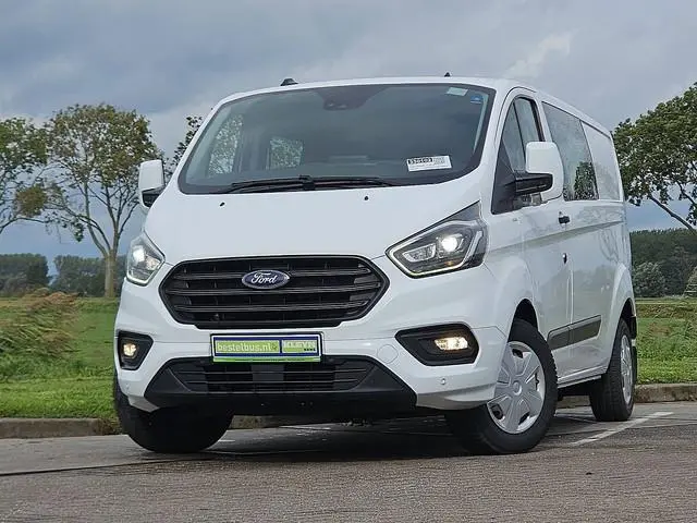 FORD TRANSIT CUSTOM 2.0 l2h1 dubbele cabine!