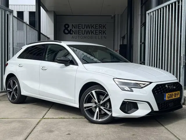 Audi A3 Sportback 40 TFSI e Advanced Edition Hybrid | LEDER | TREKHAAK | CAMERA | CARPLAY/ANDROID |...