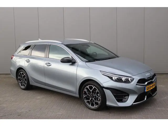 Kia Ceed Sportswagon 1.5 T-GDi 140PK Automaat GT-Line 11-2025!/Navigatie/Adapt.-cruise/Keyfree/Winte...