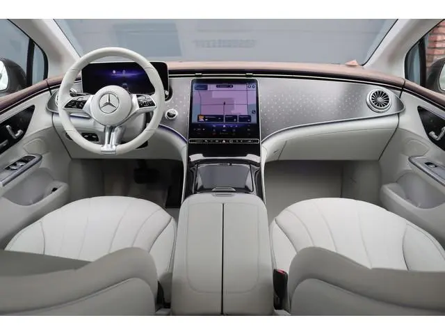 Mercedes-Benz EQE 350+ Launch Edition Luxury Line 91 kWh | Distronic | Panoramadak | Memory | Leder...