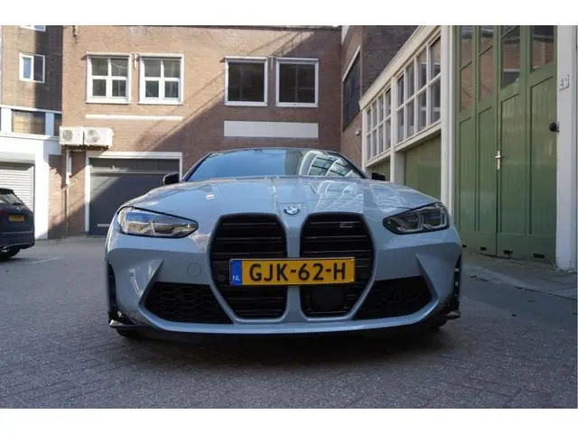 BMW M4