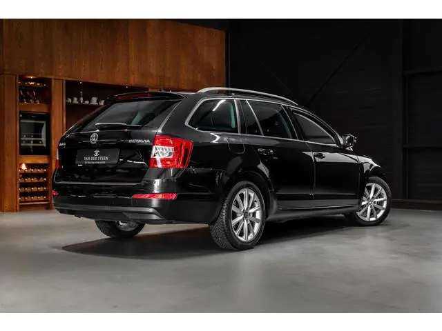 Skoda Octavia Combi 1.2 TSI Greentech JOY Businessline