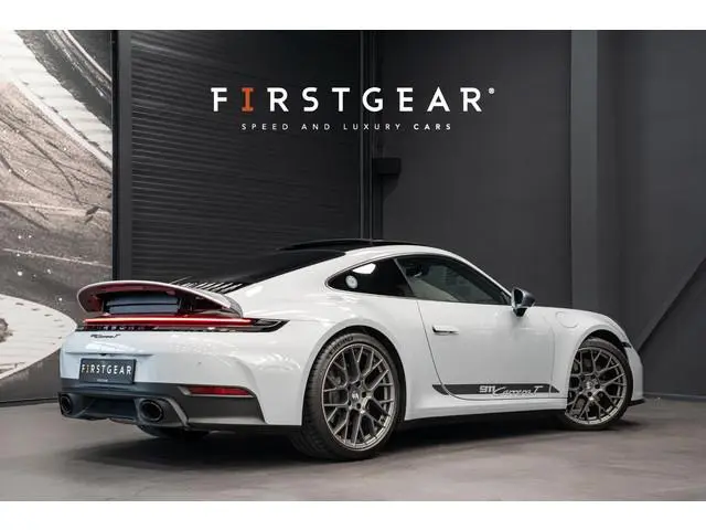Porsche 911 3.0 Carrera T *FACELIFT / BOSE / Schuifdak / Sportuitlaat / Vierwiel-besturing / Achterl...
