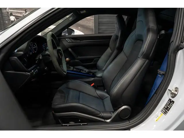 Porsche 911 3.0 Carrera T *FACELIFT / BOSE / Schuifdak / Sportuitlaat / Vierwiel-besturing / Achterl...