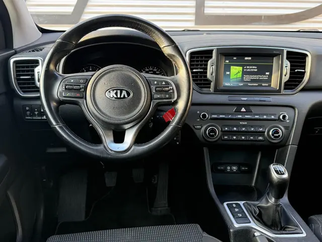 Kia Sportage 1.6 GDI First Edition 2e Eigenaar|Navi|Trekhaak|Camera|PDC|6-Bak|Bluetooth|N.A.P|Nieuwe...
