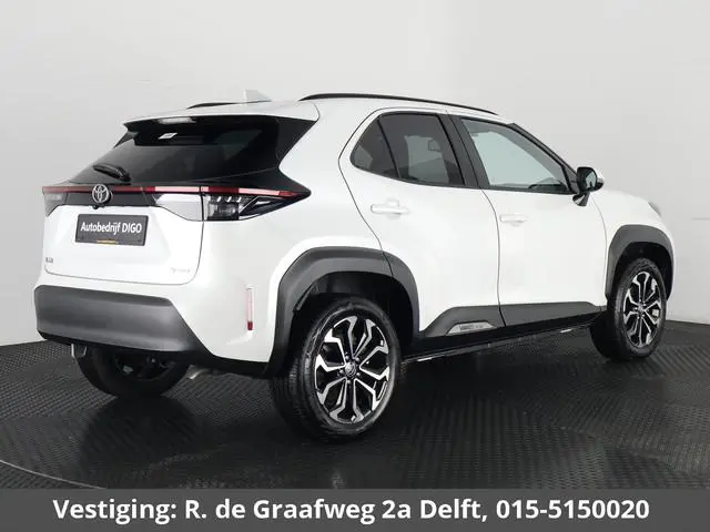 Toyota Yaris Cross 1.5 Hybrid 115 Dynamic Luxury | Stuur-& Stoelverwarming | Apple Carplay & Android...