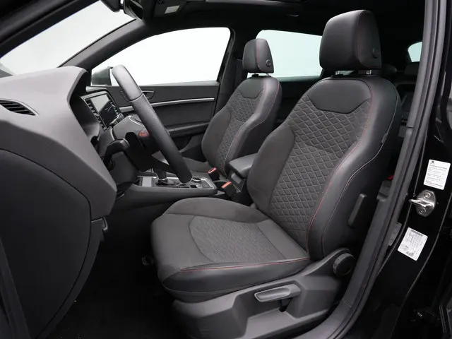 SEAT Ateca 1.5 TSI ACT 150 pk FR DSG | Panoramadak | Beats | Stuur-/stoelverwarming | Achteruitrijca...