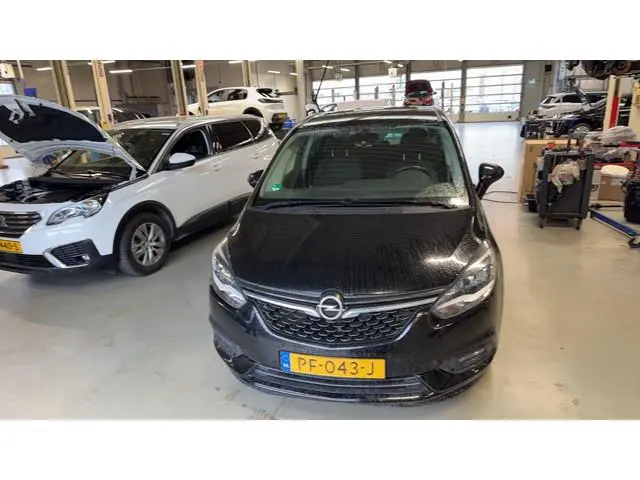 Opel Zafira Tourer