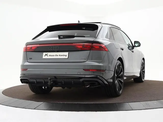 Audi Q8 55 TFSI e quattro Pro Line S 394 PK · B&O Premium 3D · Vierwielbesturing · Assist parking pl...