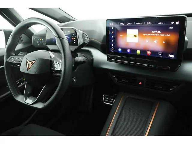 CUPRA Born Essential 204pk 62 kWh SOH 93% Carplay Led Stuurverwarming