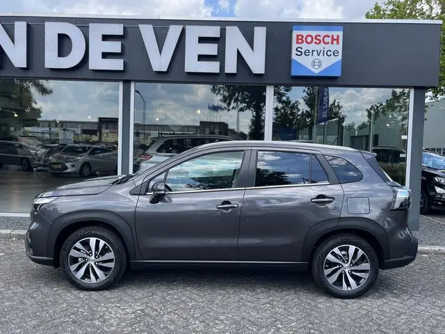 Suzuki S-Cross