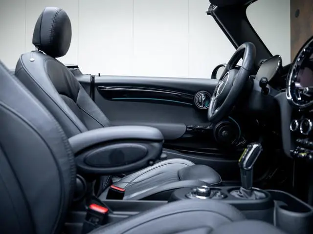 Mini Cabrio