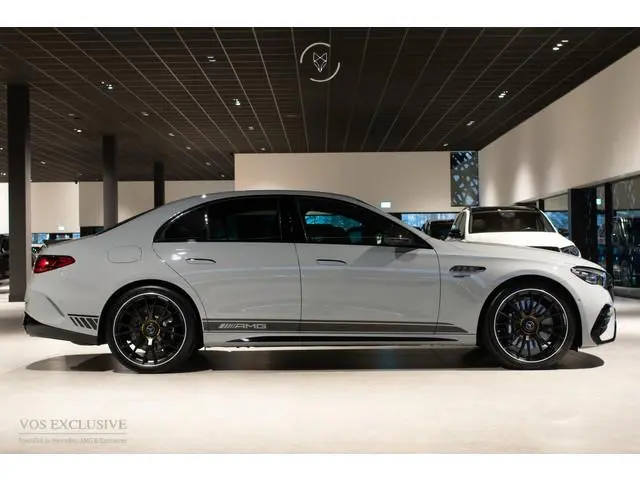 Mercedes-Benz E-klasse AMG 53 4-M Edition 1 Night|Carbon|Real Performance Sound|360°Camera|Burmester...