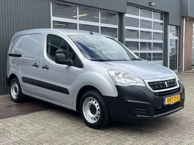 Peugeot Partner 120 1.6 HDi 10x voorradig Marge Airco Btw / Bpm vij Cruise controle Parkeerhulp achter Navigatiesysteem Dealer onderhouden Euro 6 Ex overheid Bpm en btw vrij voor particulier gebruik!! Marge
