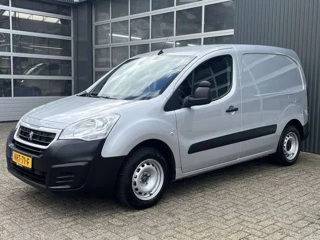 Peugeot Partner 120 1.6 HDi 10x voorradig Marge Airco Btw / Bpm vij Cruise controle Parkeerhulp achter Navigatiesysteem Dealer onderhouden Euro 6 Ex overheid Bpm en btw vrij voor particulier gebruik!! Marge