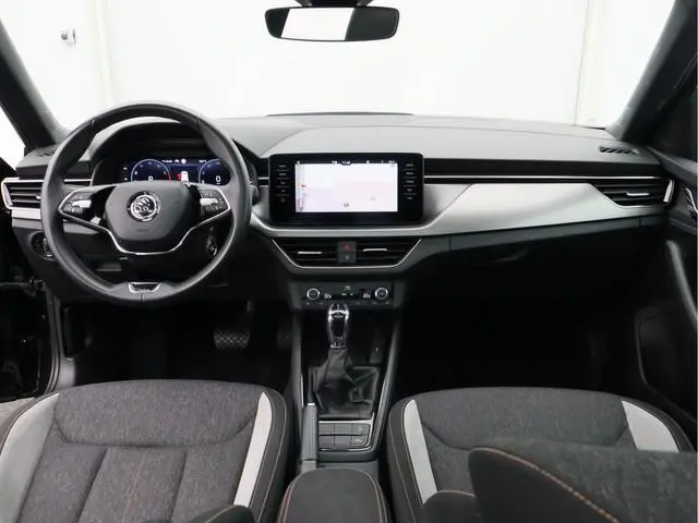ŠKODA Kamiq 1.5 TSI ACT Business Edition/ automaat/ panoramadak!