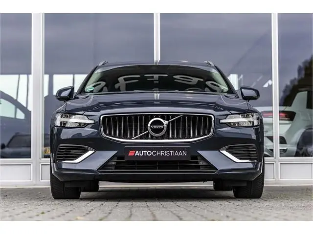 Volvo V60 2.0 T8 Twin Engine AWD Inscription | Pano | Bowers & Wilkins | E-Trekhaak