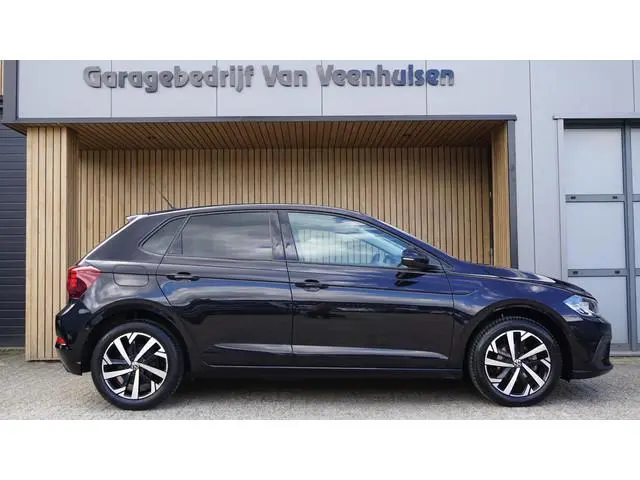Volkswagen Polo 1.0 TSI 95pk 5Drs Life LED A-Camera  AFN.Trekhaak Virtual Cockpit Adaptive Cruise Na...