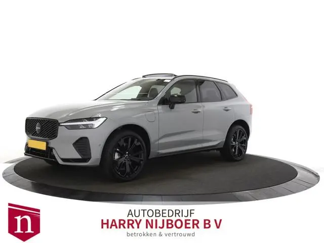 Volvo XC60 2.0 T8 Plug-in hybrid AWD Plus Black Edition Harman-Kardon / Head Up /  Panoramadak  / 21...