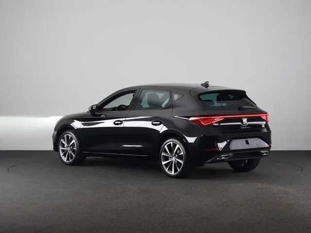 SEAT Leon 1.5 TSI e-Hybrid FR Business | Technology Pack | Velgen 'Performance Supreme', 18 inch | E...