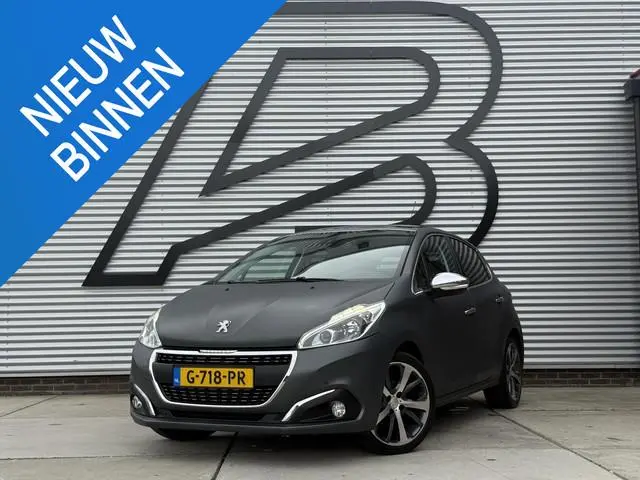 Peugeot 208 1.2 PureTech Roland Garros 2e Eigenaar|Navi|Camera|Pano|D-riem vv in 2025|Clima|Cruise|C...